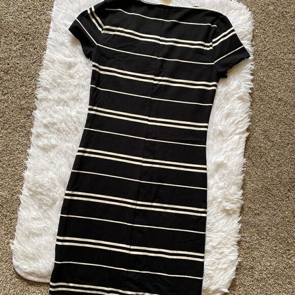 Aero Seriously Soft Striped Black & White Dress NEW with Tags Size Medium - Picture 5 of 5